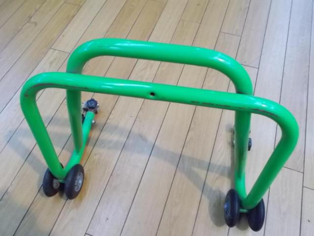 J-TRIP (J trip)
Wide short roller stand
General purpose