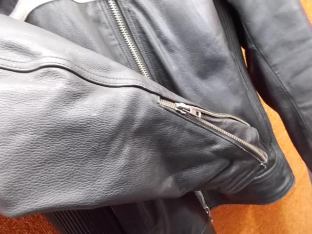 Size: L (It seems to be US size)
HarleyDavidson (Harley Davidson)
Leather jacket