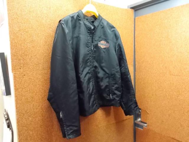Size: L (It seems to be US size)
HarleyDavidson (Harley Davidson)
Nylon jacket