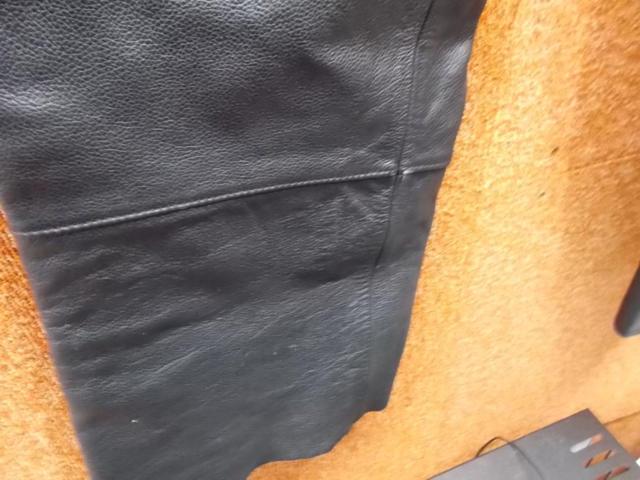 Size: L (It seems to be US size)
HarleyDavidson (Harley Davidson)
Leather Chaps