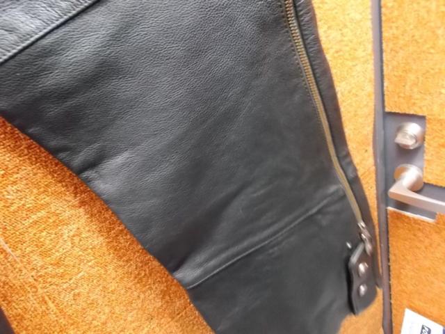 Size: L (It seems to be US size)
HarleyDavidson (Harley Davidson)
Leather Chaps