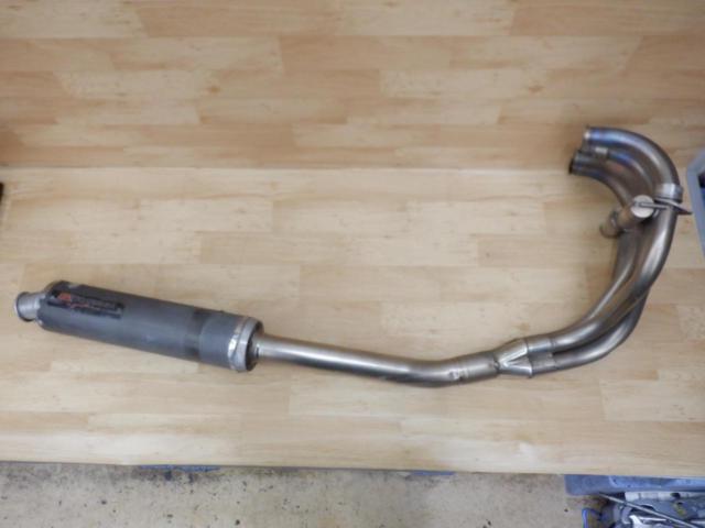 YOSHIMURA
Duplex titanium cyclone
CB400SF
NC31
Used in STD