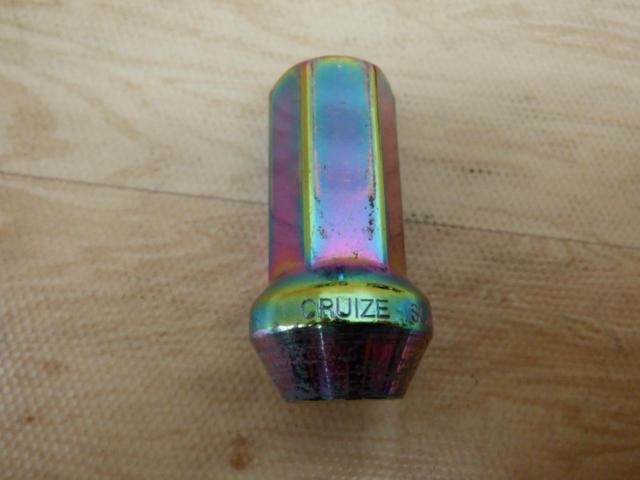 HEARTNET
p1.5 Titanium Color Steel Wheel Nuts
The old and new models are mixed together.
P1.5
Twenty