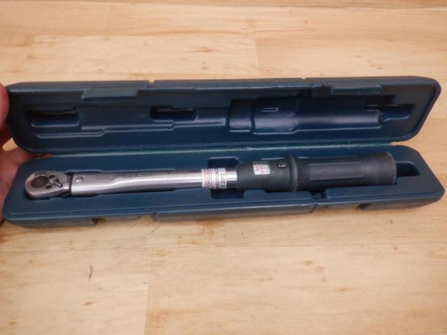 SIGNET
Torque Wrench
3 / 8DR
72121