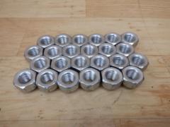 Unknown Manufacturer
Through wheel nut
P1.5
24
HEX: 21mm