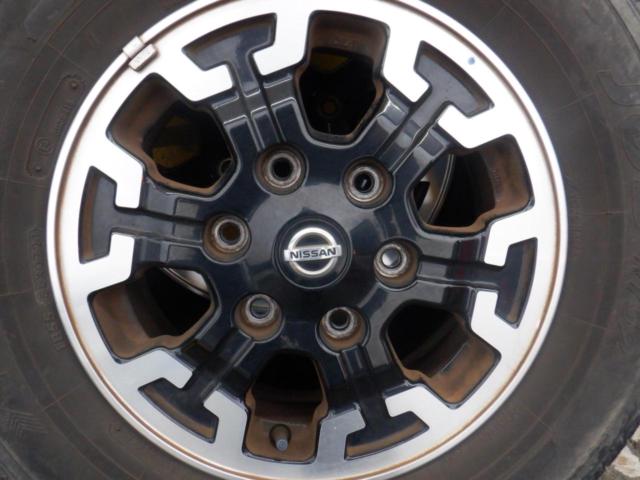 Genuine Nissan parts
E26
NV350
Caravan
Urban chrome original wheel