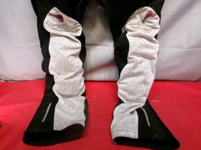 Size: L
K-2173
Pulse mesh bottoms
Color: Black / White