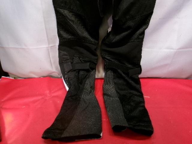 Size: L
K-2173
Pulse mesh bottoms
Color: Black / White