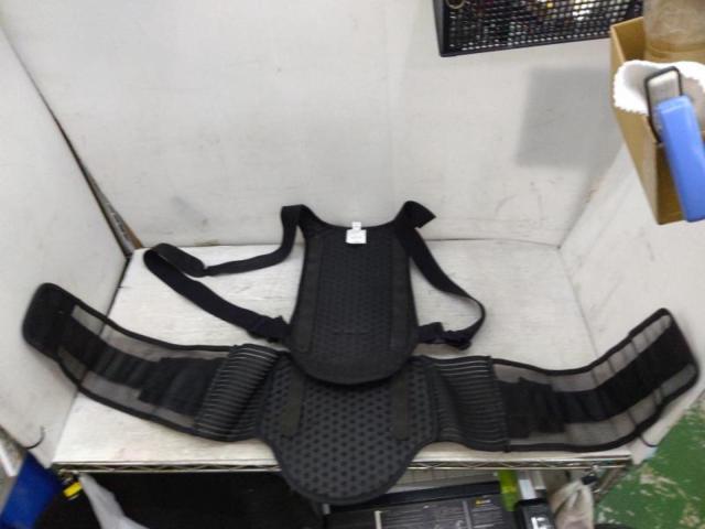KOMINE
Back protector