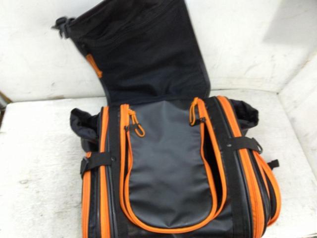 MOTO
FIZZ
Mini field sheet bag