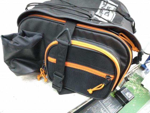 MOTO
FIZZ
Mini field sheet bag