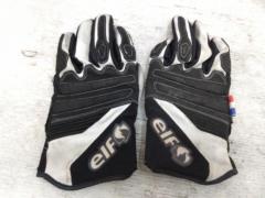 elf
Riding Gloves
