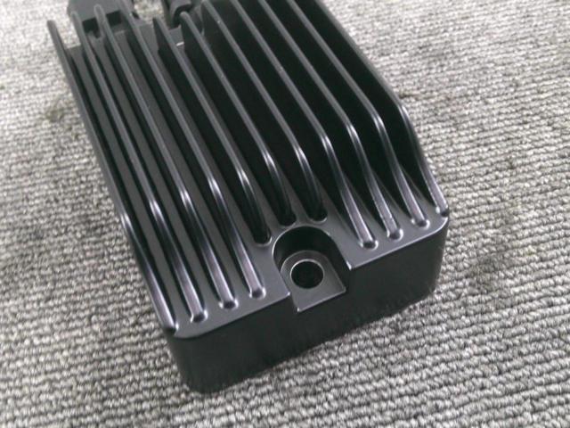 14 y -
Neo Factory for XL
Regulator
NEO
FACTORY
HARLEY-DAVIDSON
(Harley-Davidson)