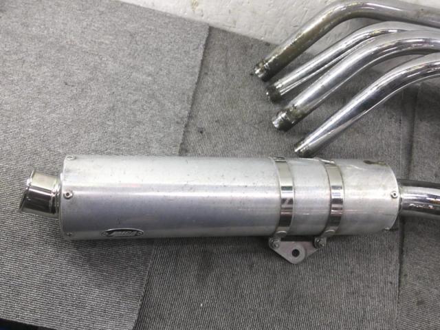 HORNET250
Moriwaki
Engineering (Moriwaki)
TOURER
Full exhaust muffler
Hornet