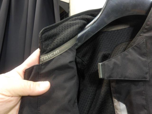 Size L, Saichi Drymaster
Alpha jacket
RSJ310 with shoulder/elbow/back pads