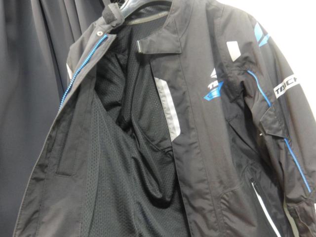 Size L, Saichi Drymaster
Alpha jacket
RSJ310 with shoulder/elbow/back pads