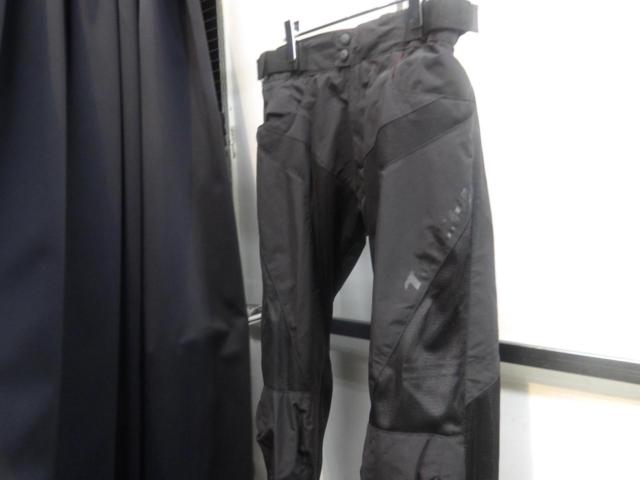 Size L: Saichi Crossover Mesh Pants RSY246
Hip / knee pad Yes