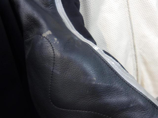 Size L SpeedSound Punching Racing Suit
Shoulder/elbow/back/waist/knee pads included