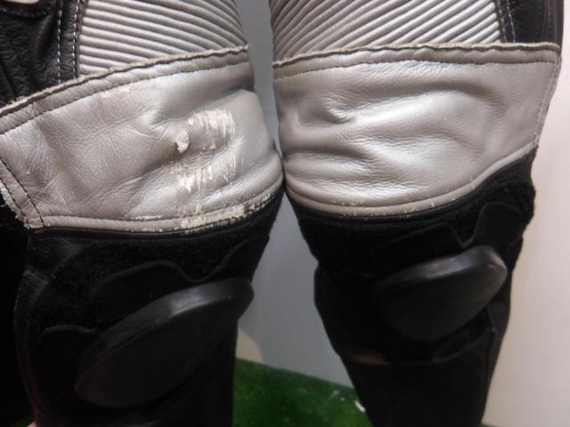 Size L SpeedSound Punching Racing Suit
Shoulder/elbow/back/waist/knee pads included