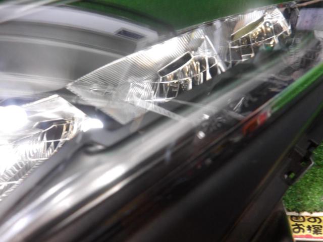 Genuine Honda part (removed from PCX125 JK05)
Headlight