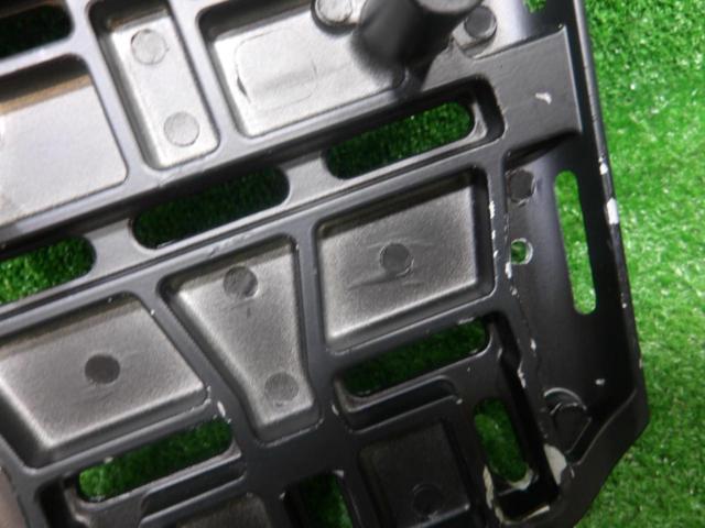 PCX125 (removed from JK05), manufacturer unknown.
Top case base only