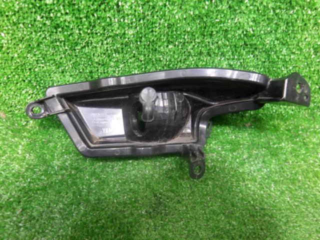 Genuine Yamaha part (removed from a Cygnus X4 model).
Turn signal lens left right set
