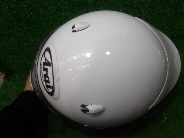 Size 57-58cm Arai Astro
GX
Full-face helmet
Manufactured in July 24th