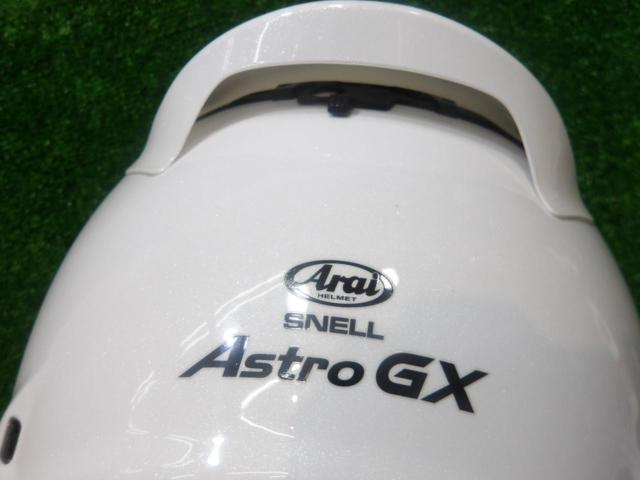 Size 57-58cm Arai Astro
GX
Full-face helmet
Manufactured in July 24th