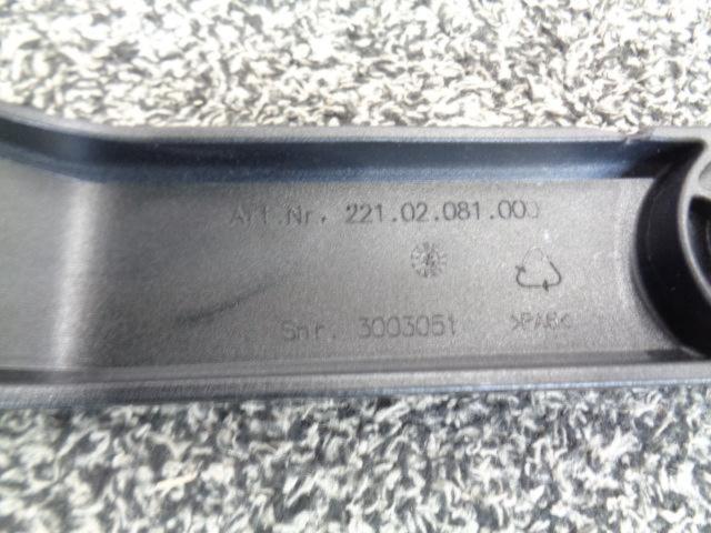 Husqvarna over
Norden901
Genuine hand guard