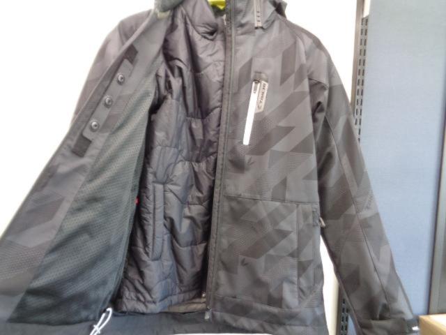 RS Taichi
RSJ730
Soft shell all season Parker
XL size