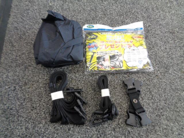 [MOTO
FIZZMFK-101
Field Seat Bag (Black)