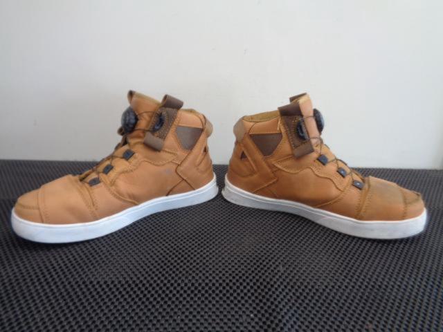 AVIREX AV2278
DICTATOR
MC
Riding shoes, size 24cm