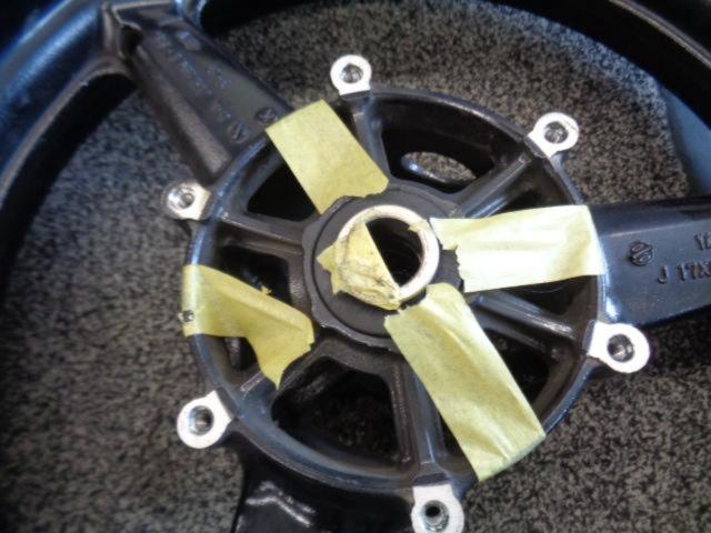 YAMAHA YZF-R1 ('01)
Original wheel set