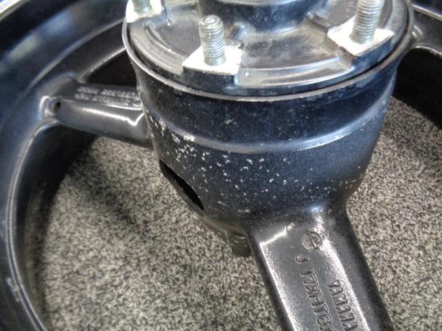 YAMAHA YZF-R1 ('01)
Original wheel set