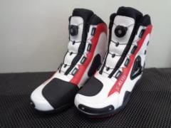 No Brand
Riding boots
Fitting about