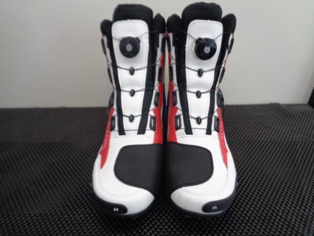 No Brand
Riding boots
Fitting about