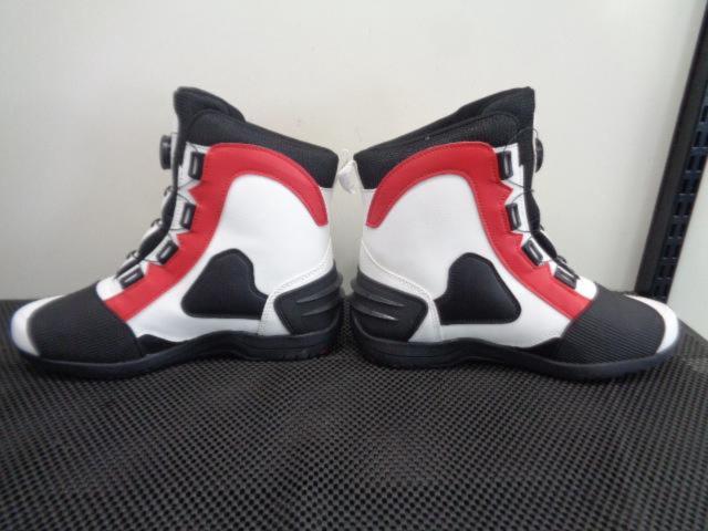 No Brand
Riding boots
Fitting about