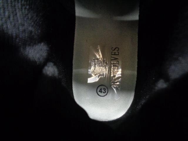 No Brand
Riding boots
Fitting about