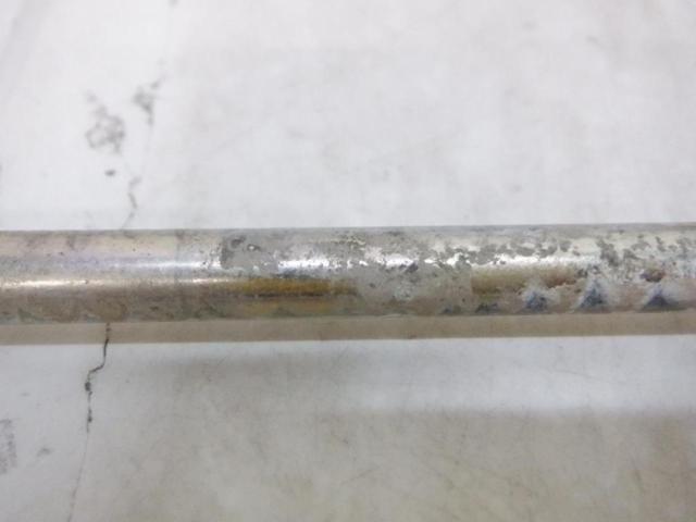 2 YAMAHA
Front axle shaft