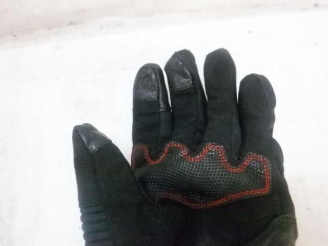 11. MOTORHEAD
Short winter glove
Product No.:MH55-272-FG1808