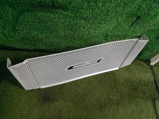 Unknown manufacturer radiator core guard
CB1300SF (SC54)