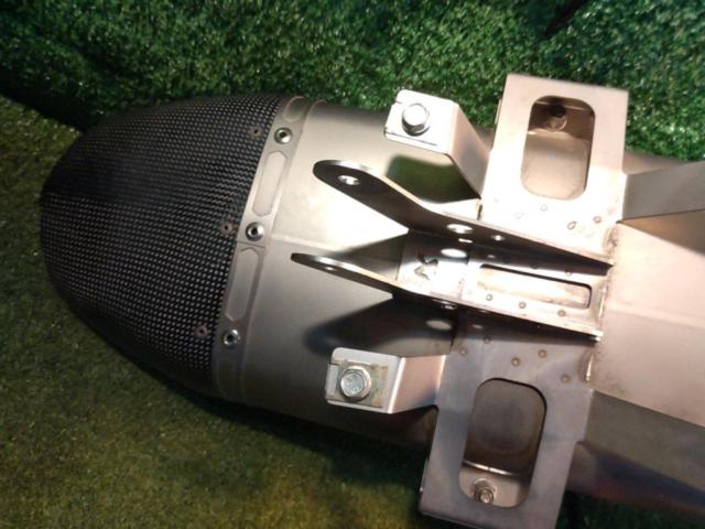 AKRAPOVIC
Slip online
Titanium
Daytona
DAYTONA675 / R
Compatible with 09-12