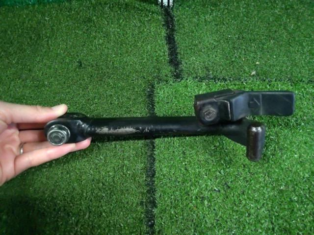 Genuine Honda parts
Side stand
Super Cub C50 (AA01) removal