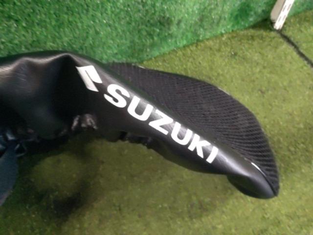 SUZUKI
Mesh seat cover
Removed from a V-Strom (year unknown)