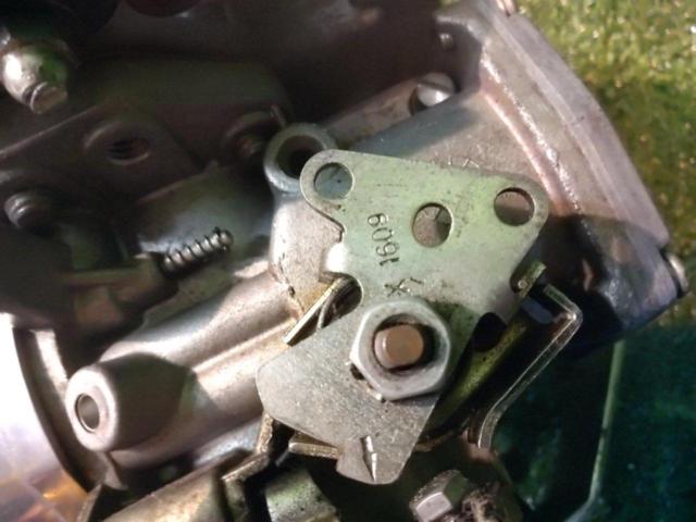 SU Carburetor Air Cleaner
For excavators head
SU cab
40Φ