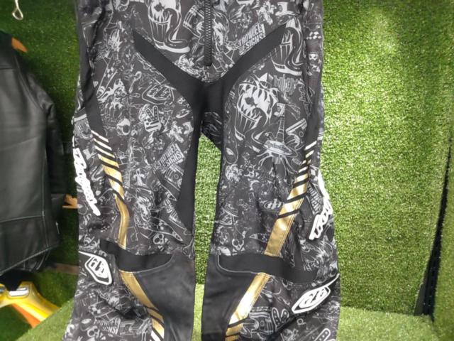 TROY
LEE
DESIGNS/Troy Lee Designs
Riding pants
Size 34 (equivalent to S-M size)