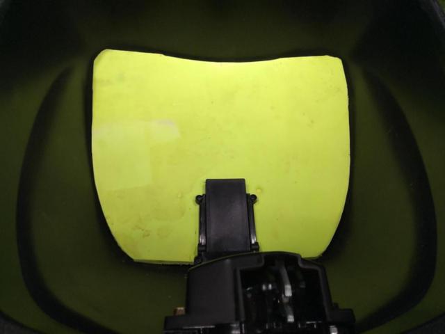 [Manufacturer unknown]
Rear box
Key one
With base
Missing metal screws