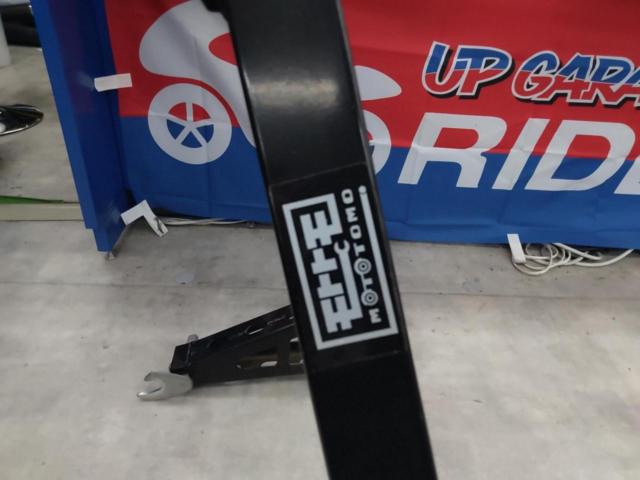 Motomoto
Rear maintenance stand
L-shaped hook
Round hook set