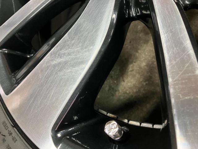 Suzuki genuine Swift genuine aluminum wheels + MINERVA
RADIAL
209