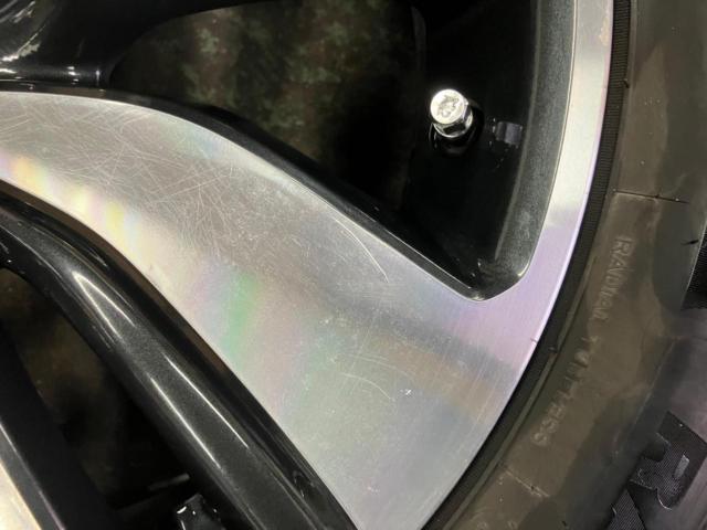 Suzuki genuine Swift genuine aluminum wheels + MINERVA
RADIAL
209